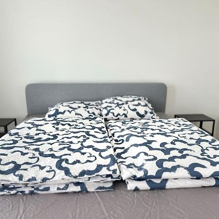 Appartamento Huoneisto Juna Aseman Vieressae Vantaa Esterno foto
