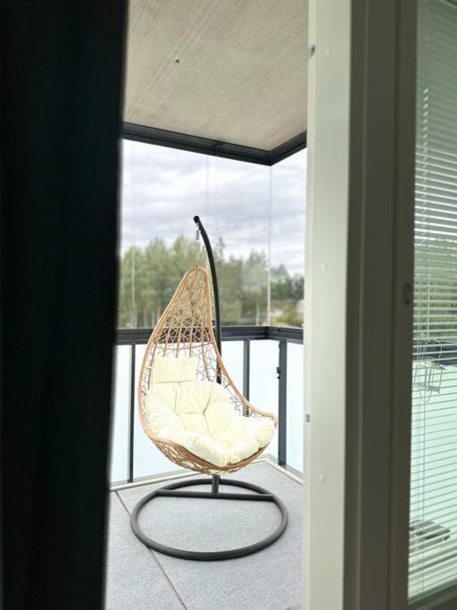 Appartamento Huoneisto Juna Aseman Vieressae Vantaa Esterno foto
