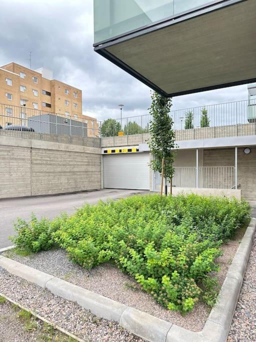 Appartamento Huoneisto Juna Aseman Vieressae Vantaa Esterno foto
